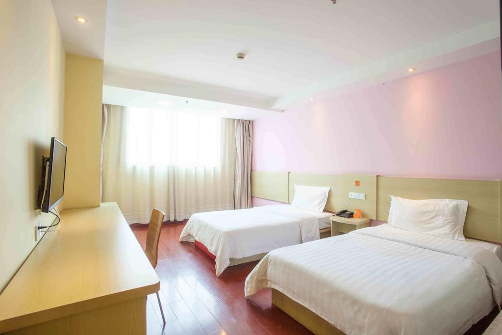 7Days Inn Wuzhou South Railway Station Cangwu Pokój zdjęcie