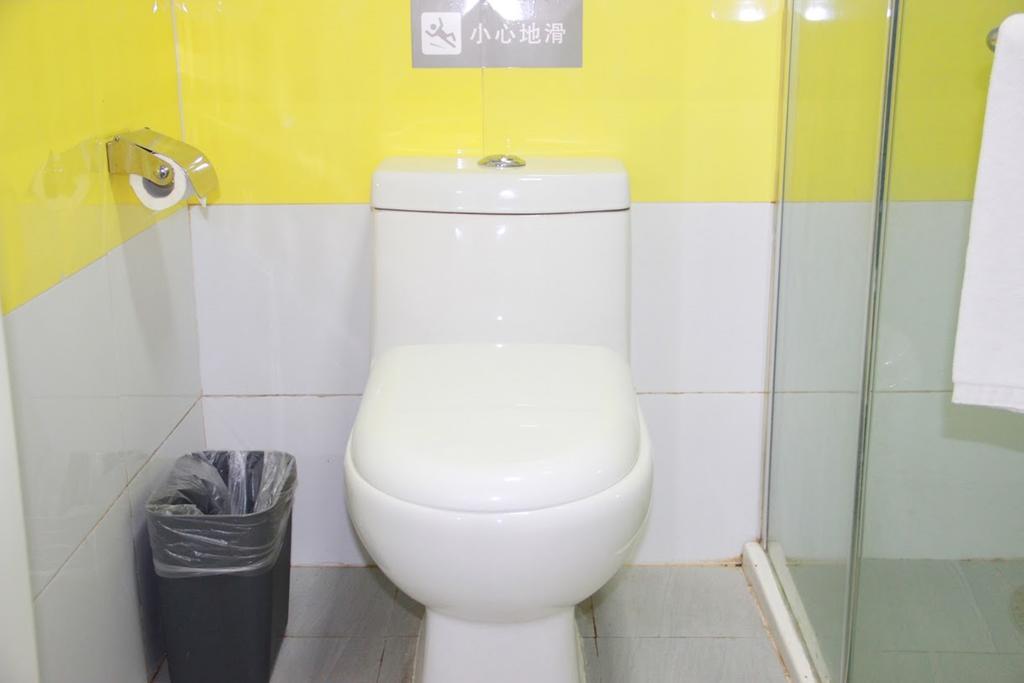 7Days Inn Wuzhou South Railway Station Cangwu Zewnętrze zdjęcie